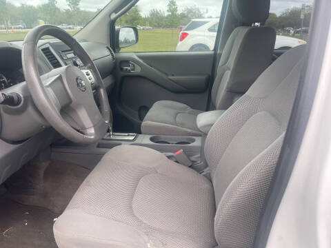 2009 Nissan Frontier SE V6