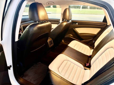 2015 Volkswagen Passat