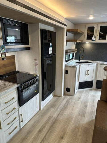 2024 Forest River Surveyor