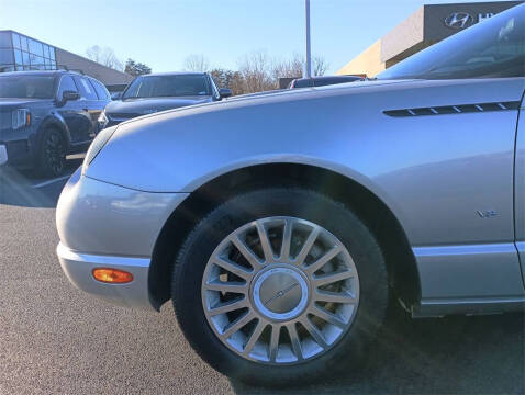 2004 Ford Thunderbird Deluxe