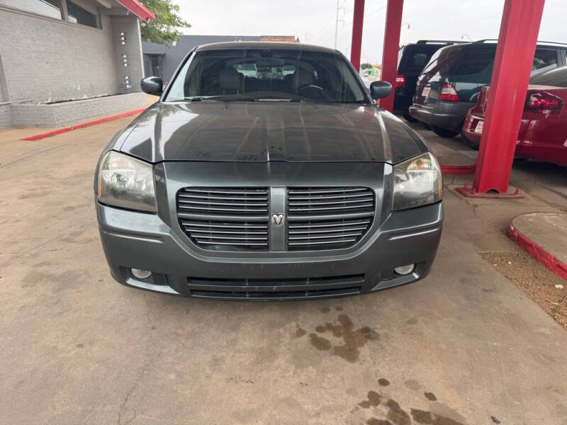 2005 Dodge Magnum RT