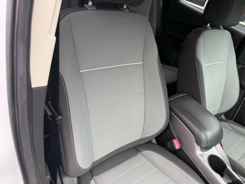 2014 Ford Escape 36