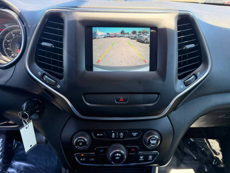2019 Jeep Cherokee Latitude