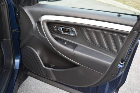 2016 Ford Taurus SEL