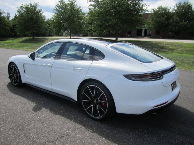 2018 Porsche Panamera Turbo