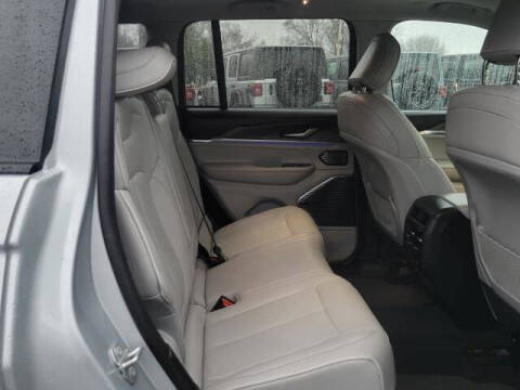 2022 Jeep Grand Cherokee Overland 4xe