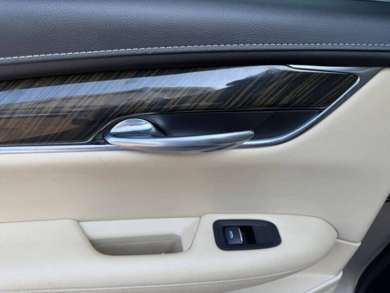 2017 Cadillac XT5