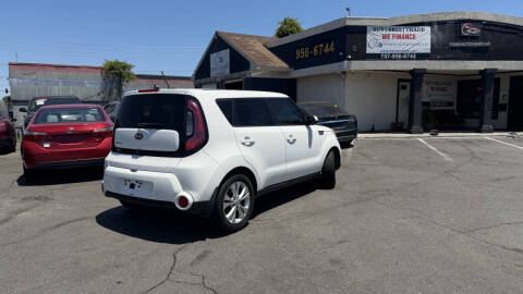 2016 Kia Soul !