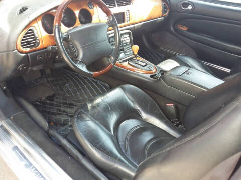 2002 Jaguar XKR