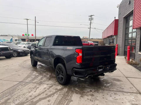 2021 Chevrolet Silverado 1500 for sale at George's Used Cars in Brownstown MI