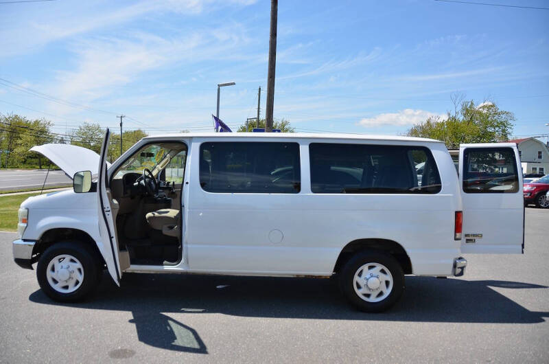 2008 Ford E-Series E-150 XLT