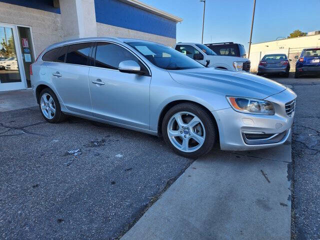 2015 Volvo V60 T5 Drive-E Platinum