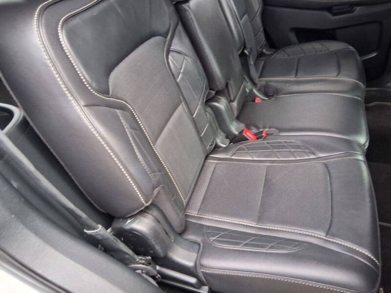 2019 Ford Explorer Platinum