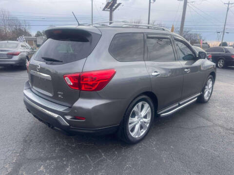 2018 Nissan Pathfinder S