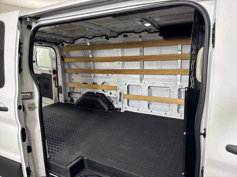 2025 Ford Transit