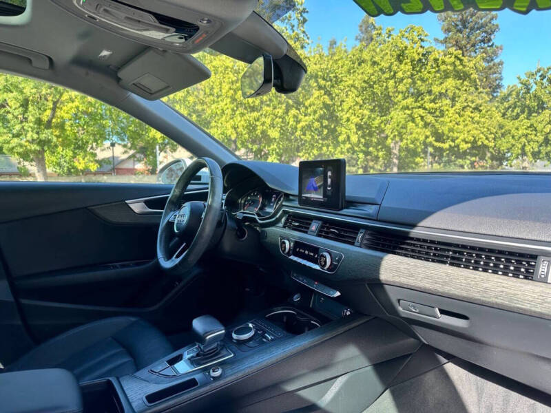 2019 Audi A4 Titanium 40 TFSI