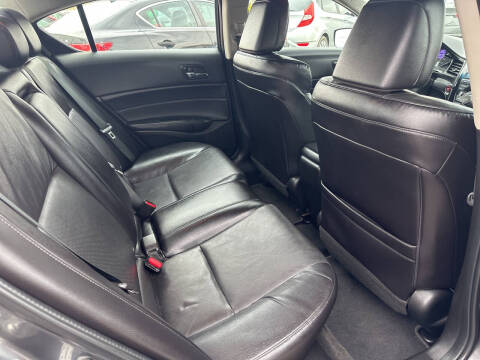 2013 Acura ILX 2.0L w/Tech