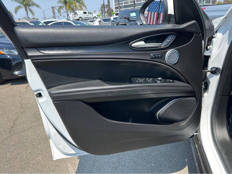 2019 Alfa Romeo Stelvio