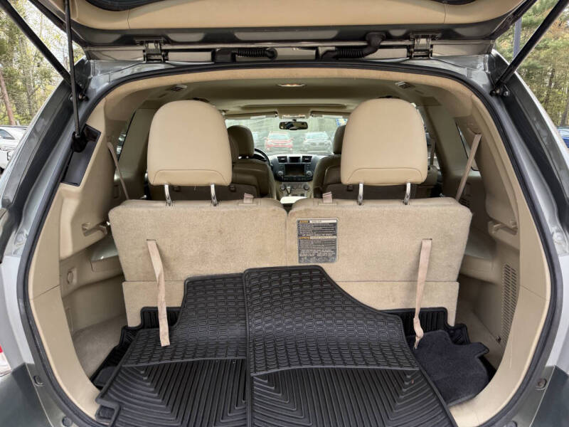 2012 Toyota Highlander SE