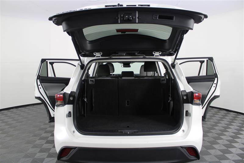 2022 Toyota Highlander L