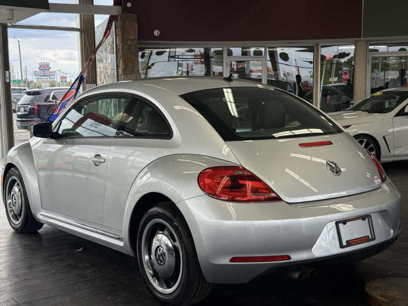 2012 Volkswagen Beetle