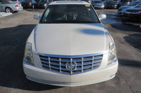 2010 Cadillac DTS Luxury Collection