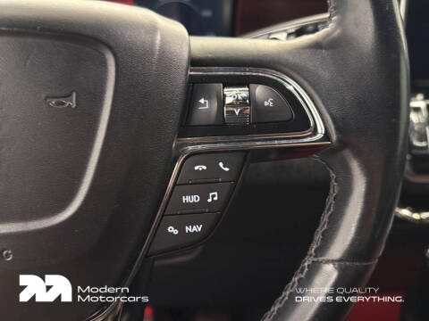 2019 Lincoln Navigator Select