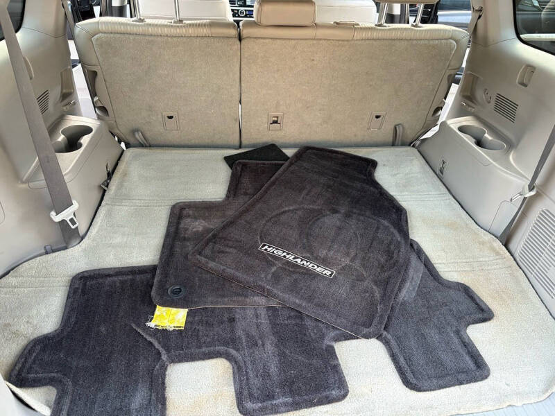 2015 Toyota Highlander LE Plus