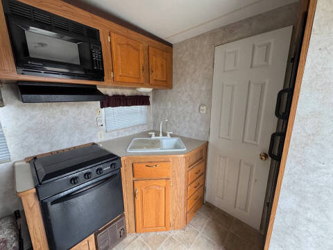 2004 Keystone RV TAIL-GATOR