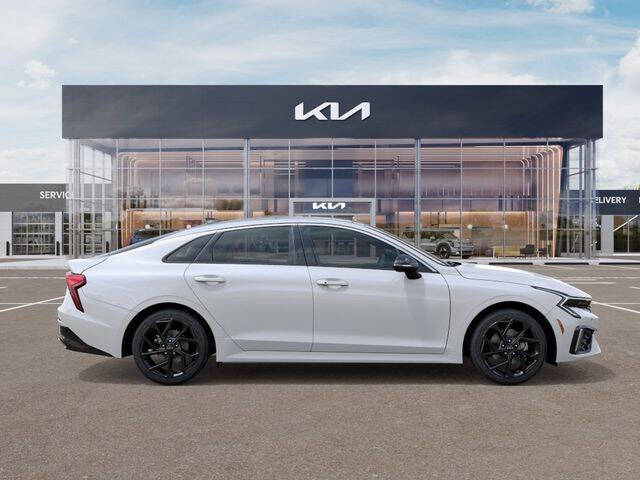2026 Kia K5
