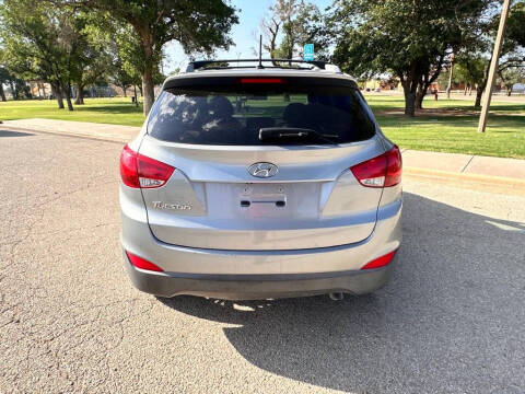 2015 Hyundai Tucson SE
