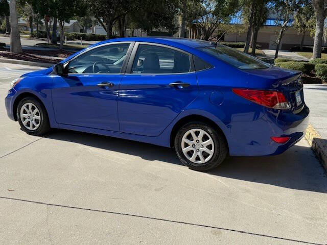 2012 Hyundai Accent GLS