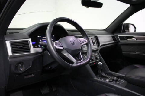 2022 Volkswagen Atlas Cross Sport SE 4Motion