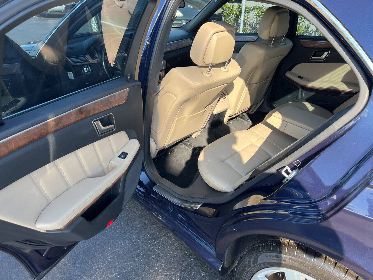 2012 MERCEDES-BENZ E-Class Sedan - $9,900