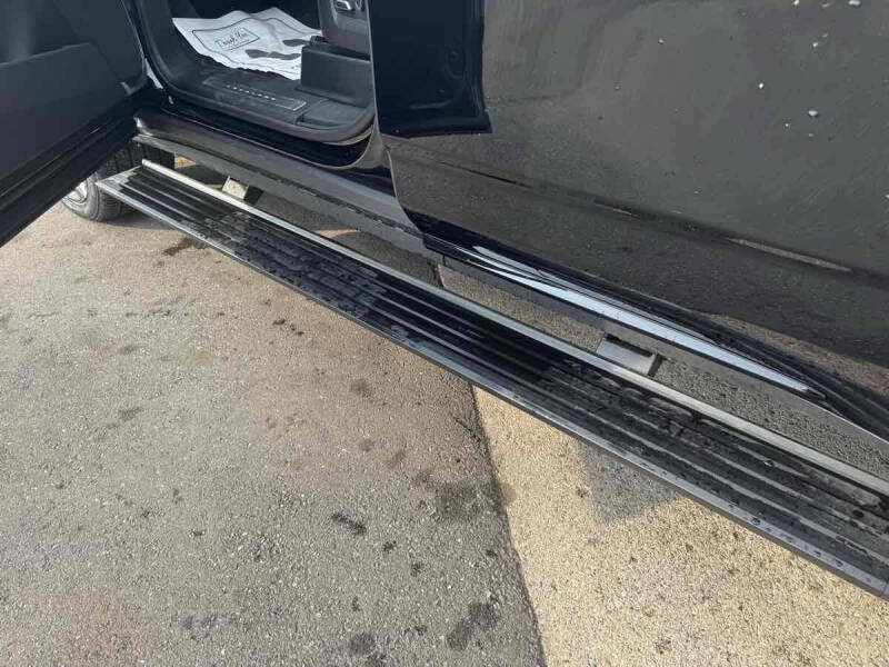 2025 Cadillac Escalade-V