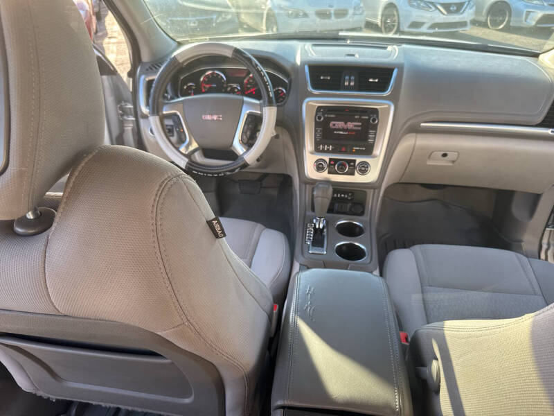 2015 GMC Acadia SLE-2