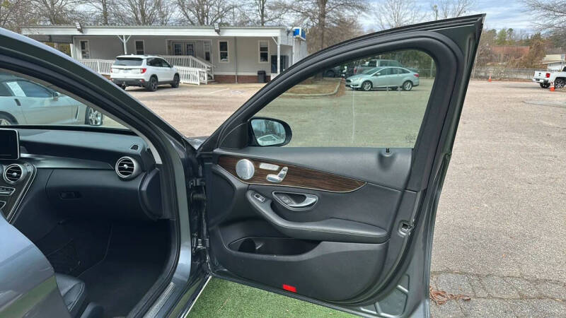 2017 Mercedes-Benz C-Class