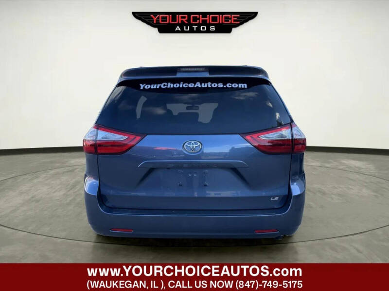 2017 Toyota Sienna LE 8-Passenger