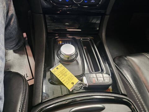 2023 Chrysler 300 S V6