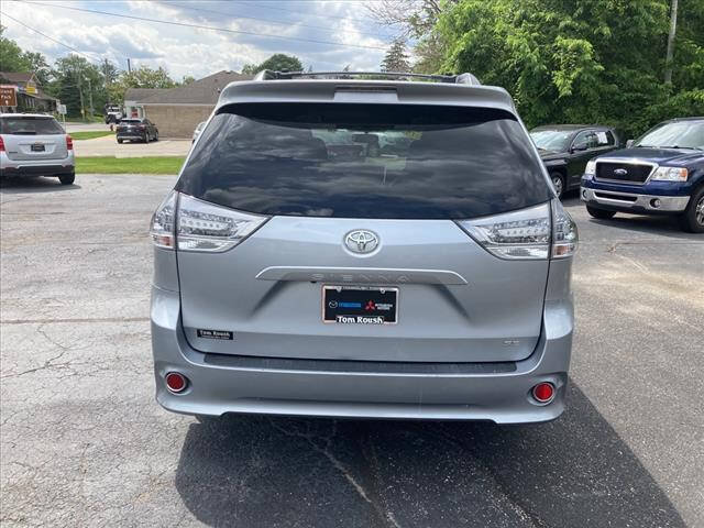 2015 Toyota Sienna SE Premium 8-Passenger