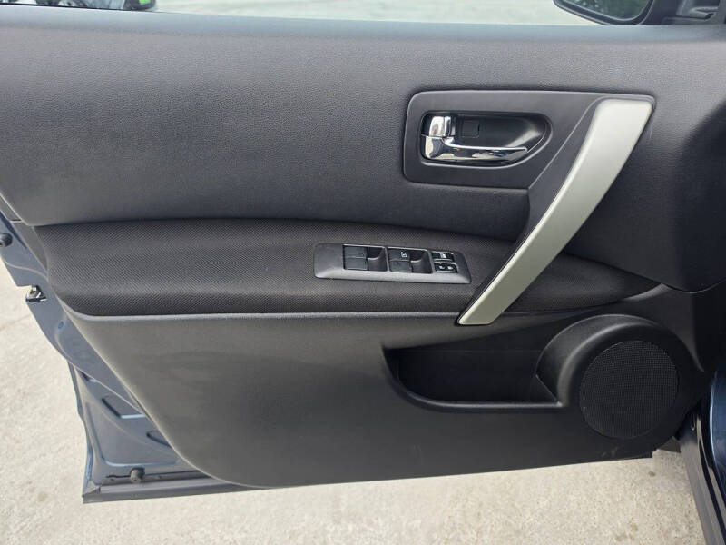 2013 Nissan Rogue SV