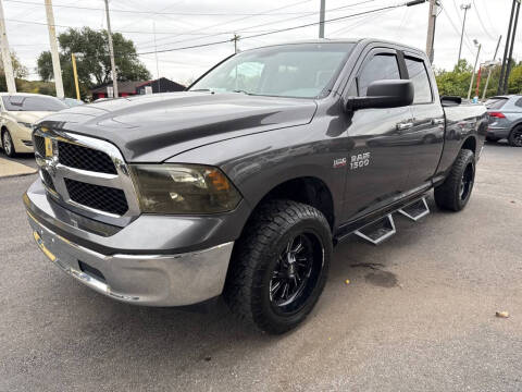 2015 RAM 1500 SLT