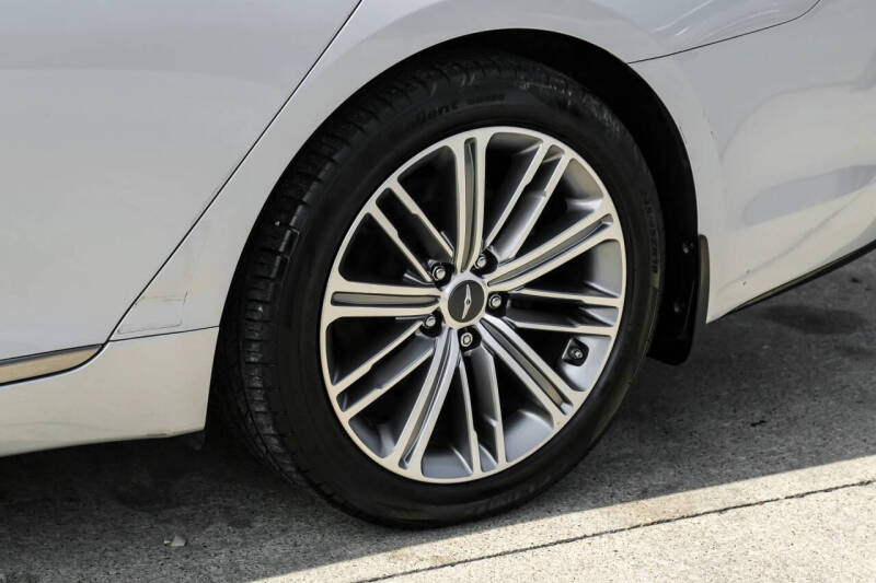 2018 Genesis G80