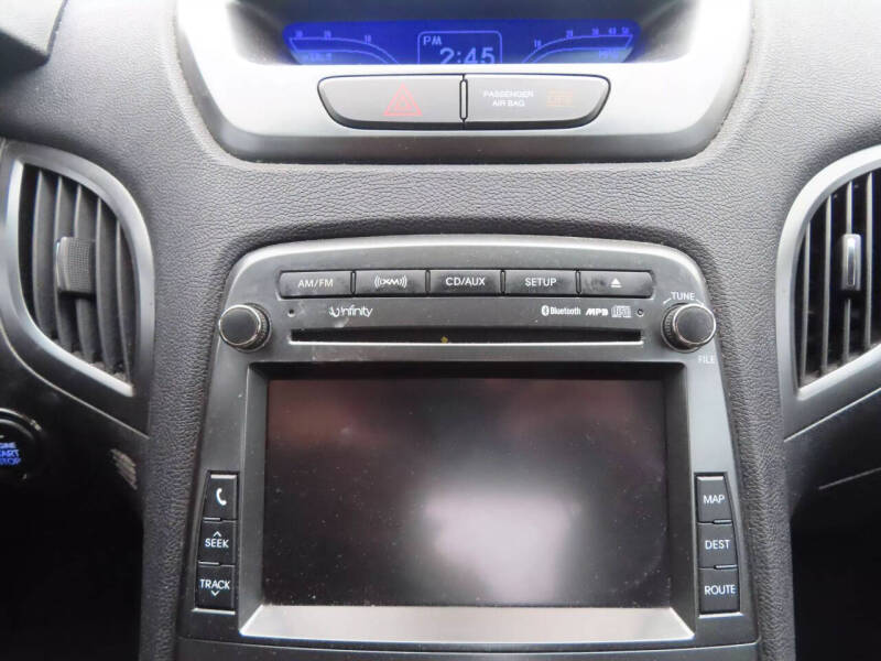 2012 Hyundai Genesis Coupe 3.8 Track