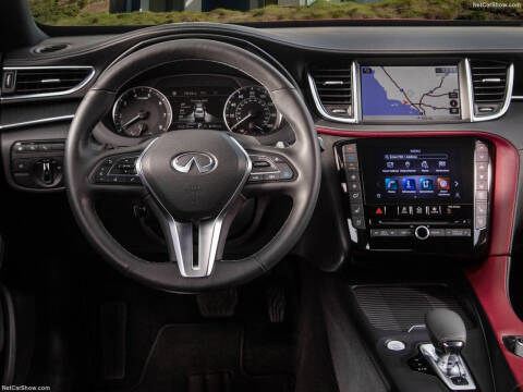 2025 Infiniti QX55 Essential