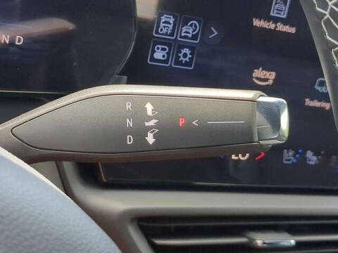 2025 Chevrolet Silverado EV LT