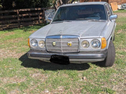 1981 Mercedes-Benz 300-Class