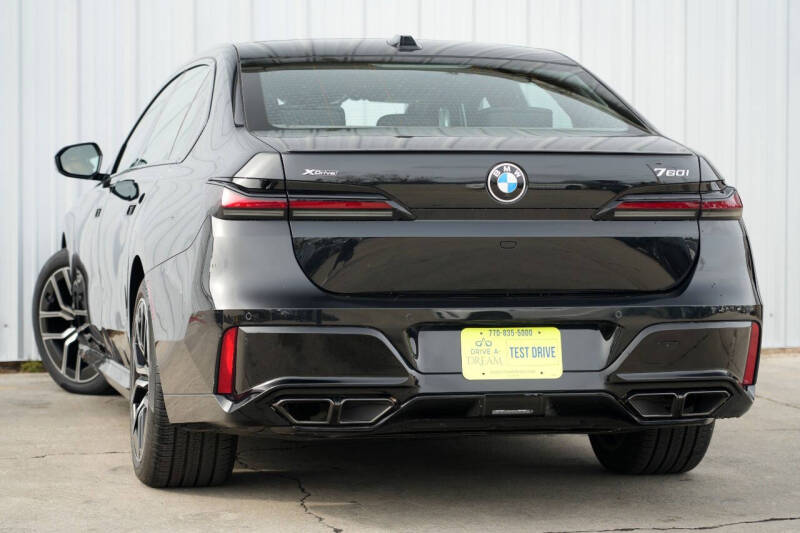 2023 BMW 7 Series 760i xDrive