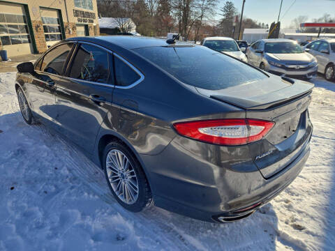 2015 Ford Fusion SE