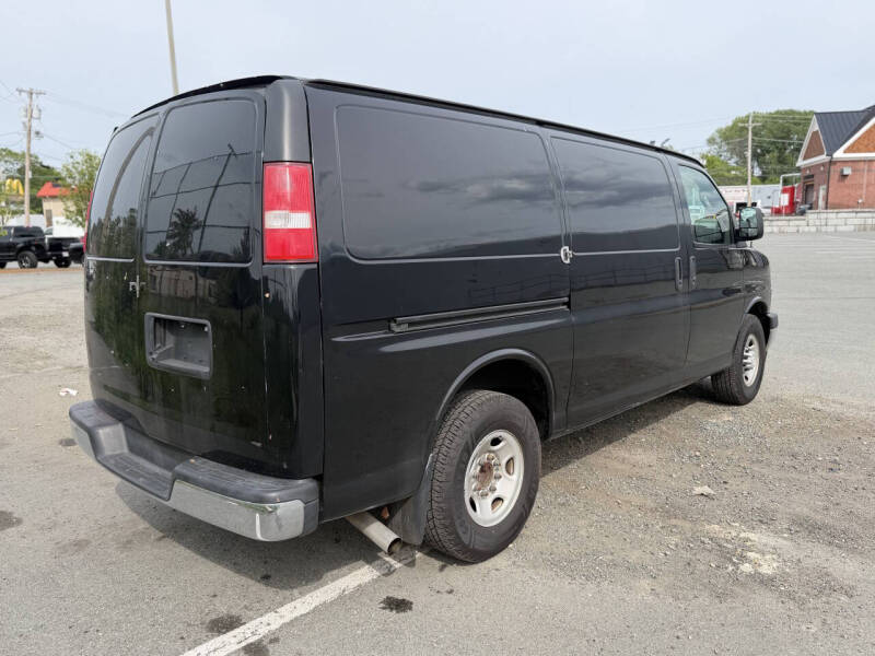 2017 Chevrolet Express 2500
